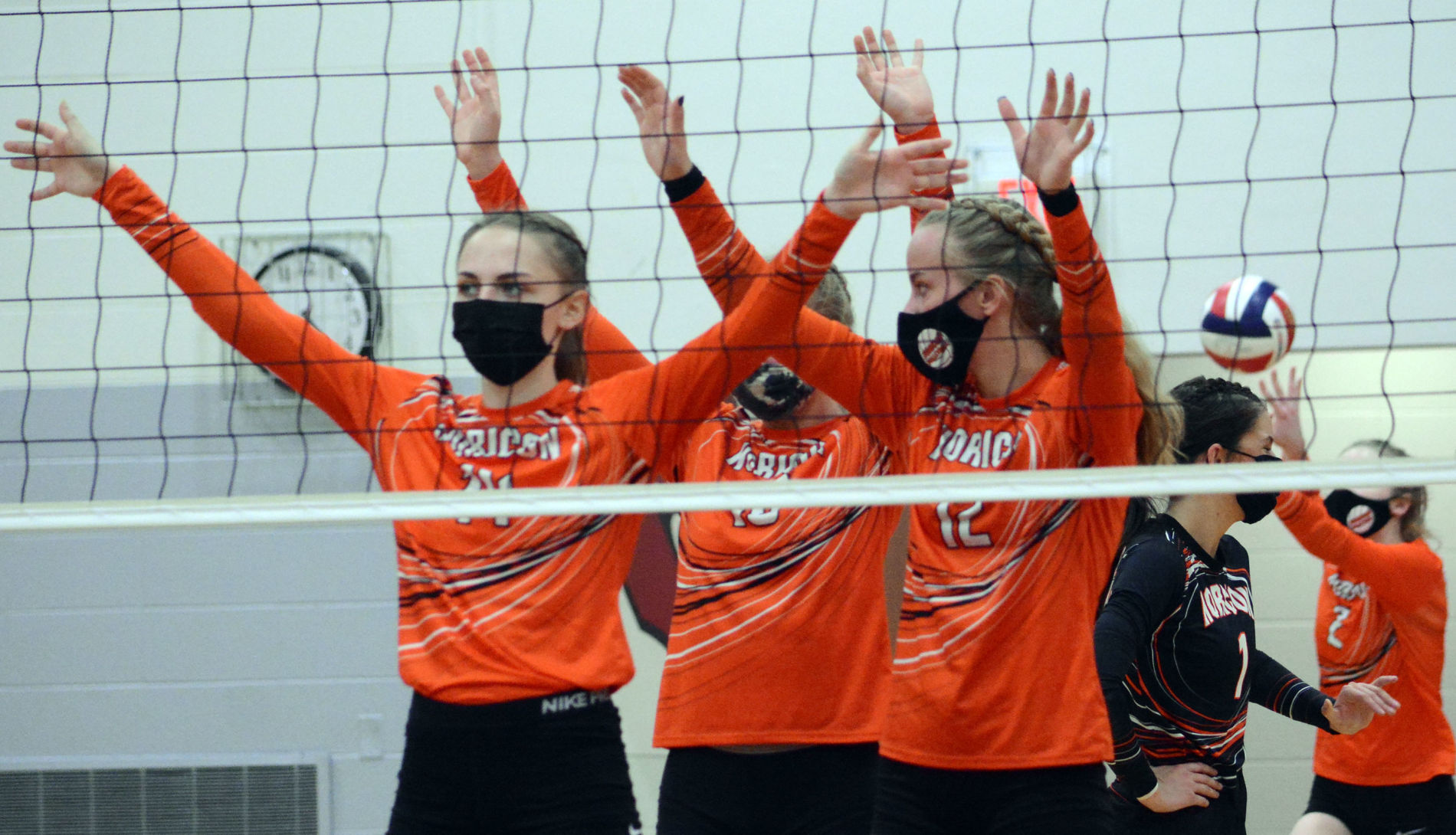 Horicon serve.jpg